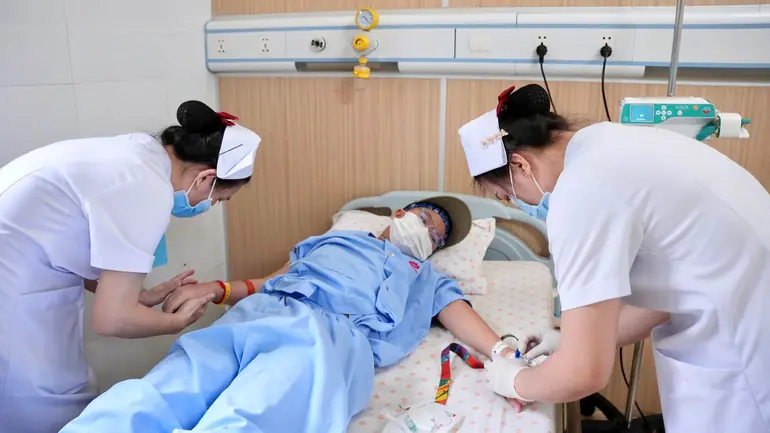 Điều trị thành công bé trai mắc ung thư máu hiếm gặp